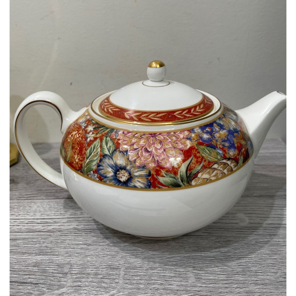 Wedgwood Augustus Bicentenary Celebration Bone China Teapot Floral Gold Trim NEW